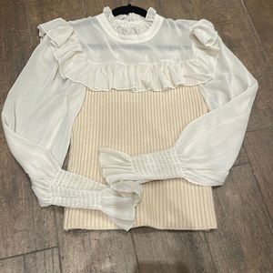 Vici - sheer and sweater material - M